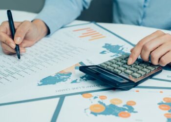 Κανόνες εξωδικαστικού στις διμερείς ρυθμίσεις servicers-δανειοληπτών – Τι προβλέπει το κατατεθειμένο στη Βουλή νομοσχέδιο